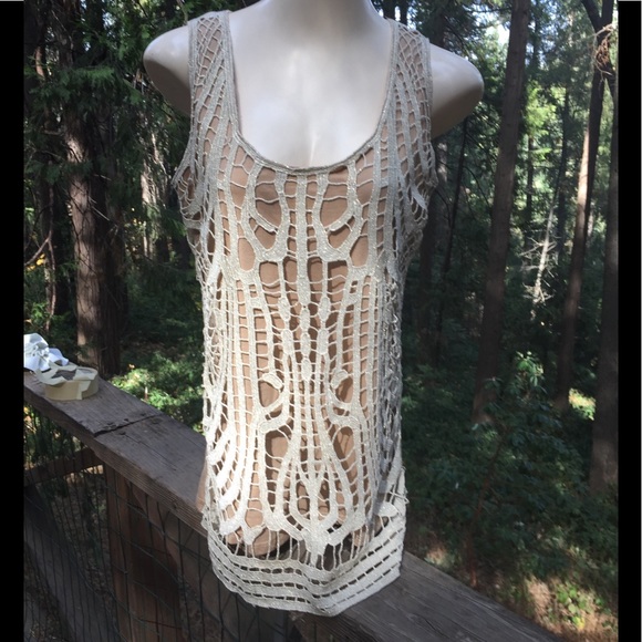 89th & Madison Tops - 89 th & Madison cream and gold lama over tan tank